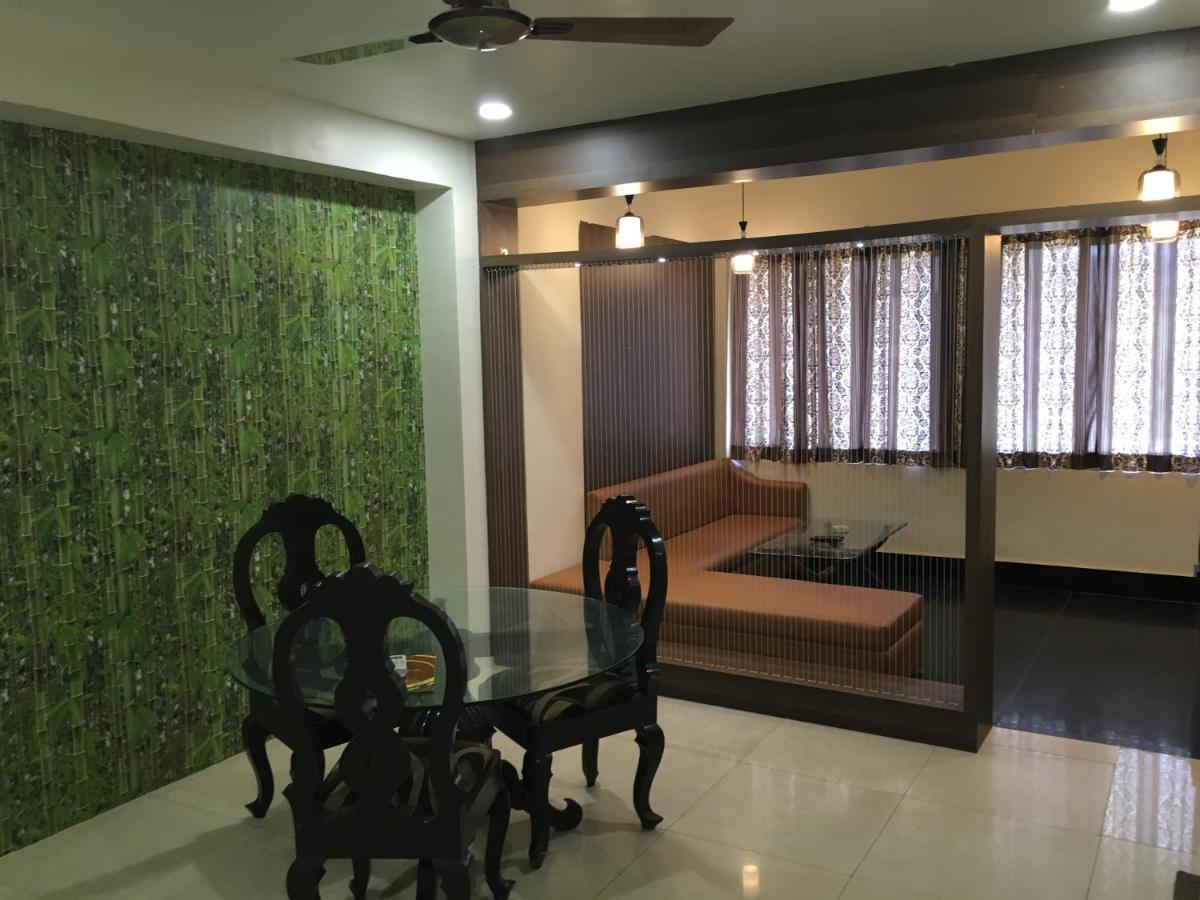 โรงแรม แกรนด์ อาร์จัน Raipur  ภายนอก รูปภาพ
